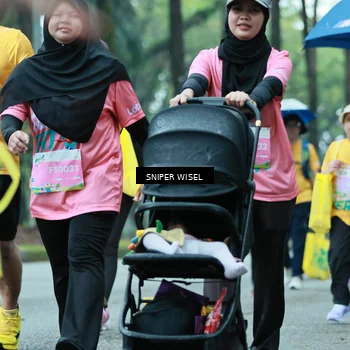 Runner Photo 7755025
