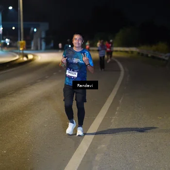 Runner Photo 7755030