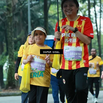 Runner Photo 7755032