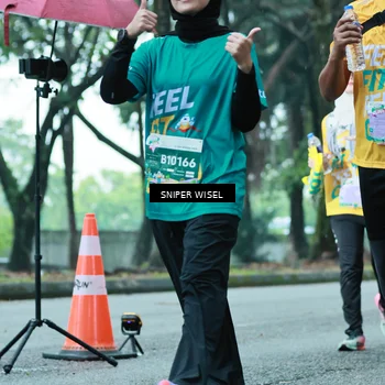 Runner Photo 7755037