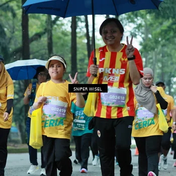 Runner Photo 7755040