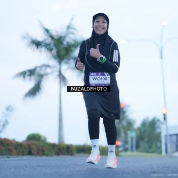 Runner Photo 7755065