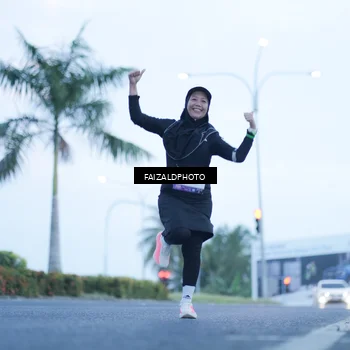 Runner Photo 7755068