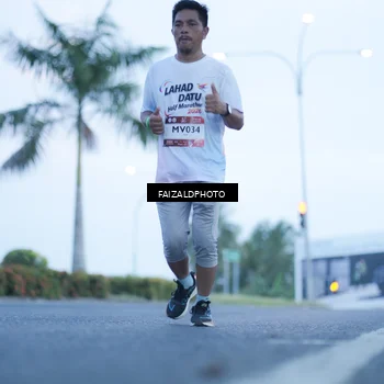 Runner Photo 7755091