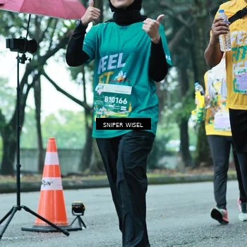 Runner Photo 7755092