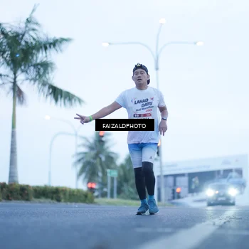 Runner Photo 7755093