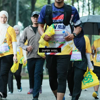Runner Photo 7755101