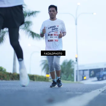 Runner Photo 7755103