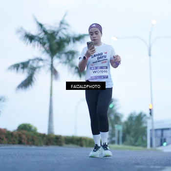 Runner Photo 7755110