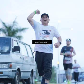 Runner Photo 7755141