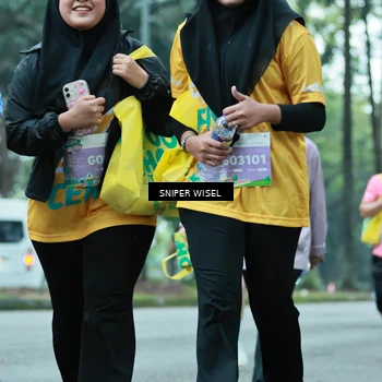 Runner Photo 7755150