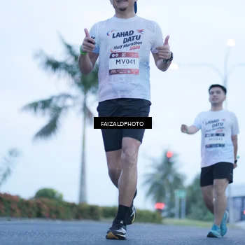 Runner Photo 7755154