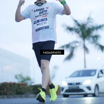 Runner Photo 7755161