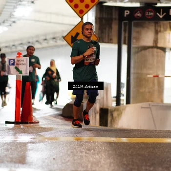 Runner Photo 7755173