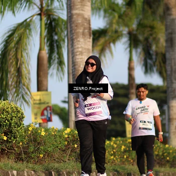 Runner Photo 7755184