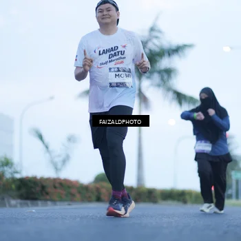 Runner Photo 7755190