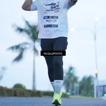 Runner Photo 7755192