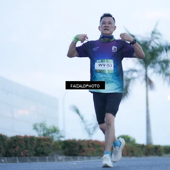 Runner Photo 7755199