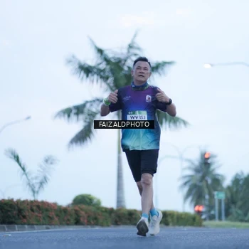 Runner Photo 7755204