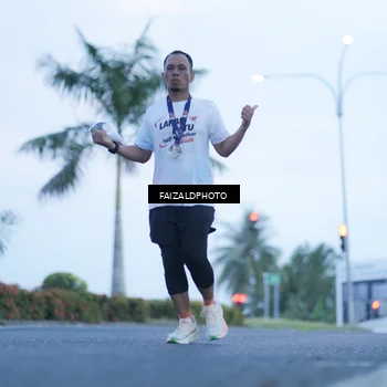 Runner Photo 7755222