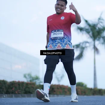 Runner Photo 7755242