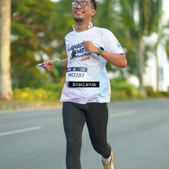 Runner Photo 7755275