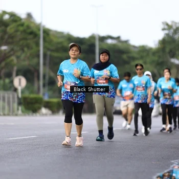 Runner Photo 7755280