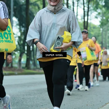 Runner Photo 7755300