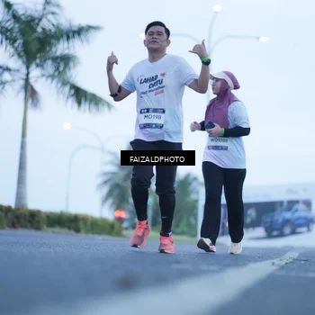 Runner Photo 7755313