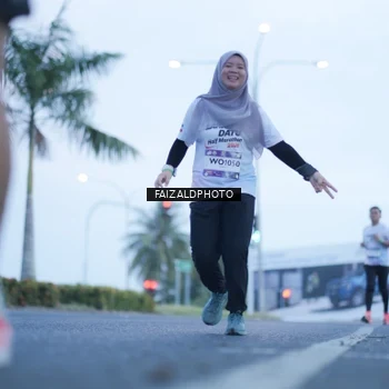 Runner Photo 7755314