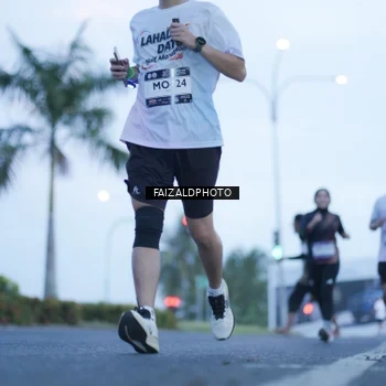 Runner Photo 7755340