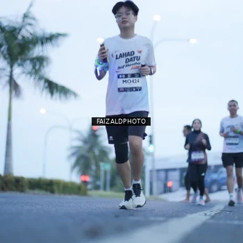 Runner Photo 7755362