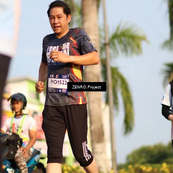 Runner Photo 7755381