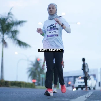 Runner Photo 7755394