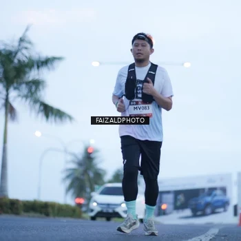 Runner Photo 7755406