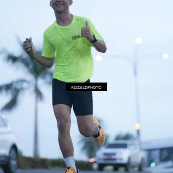 Runner Photo 7755432