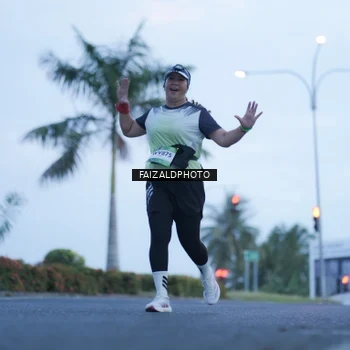 Runner Photo 7755458