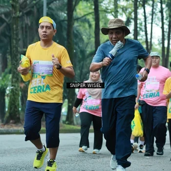 Runner Photo 7755475
