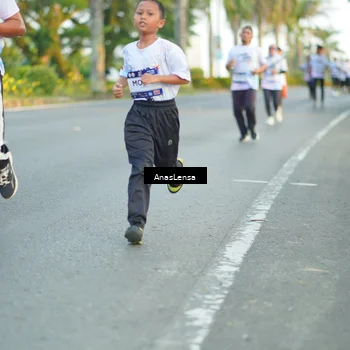 Runner Photo 7755491