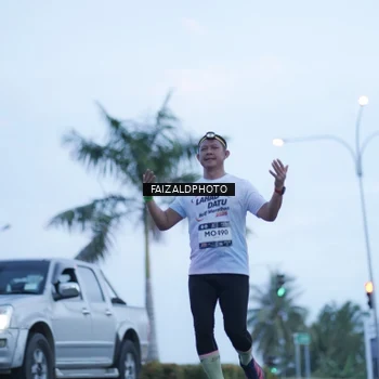 Runner Photo 7755501