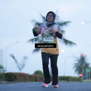 Runner Photo 7755532