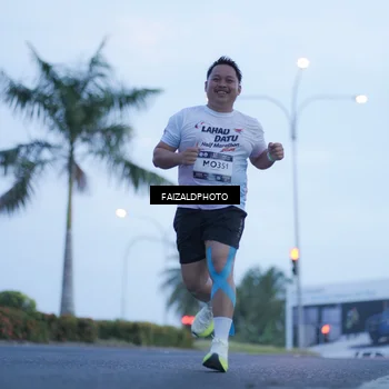 Runner Photo 7755547