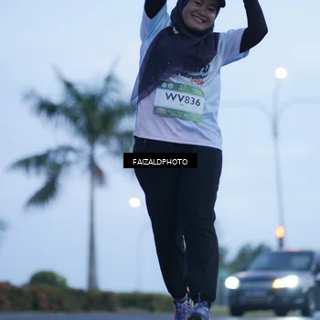Runner Photo 7755550