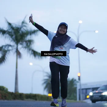 Runner Photo 7755558