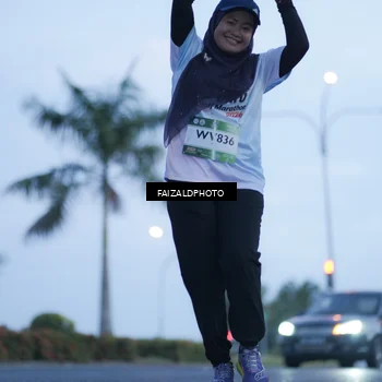 Runner Photo 7755559