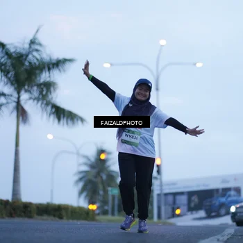 Runner Photo 7755573