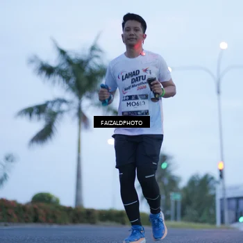 Runner Photo 7755574