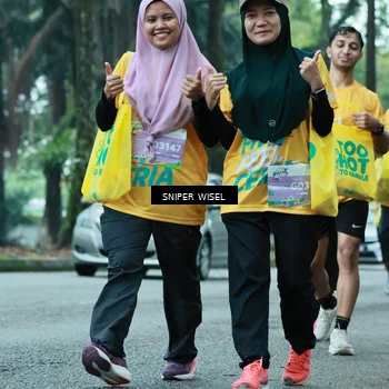 Runner Photo 7755578