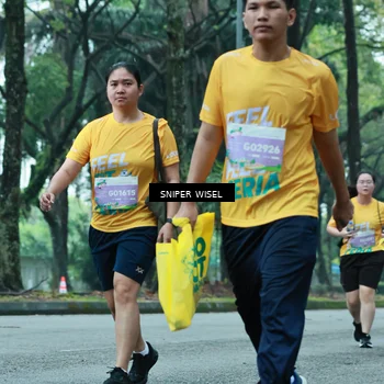 Runner Photo 7755591