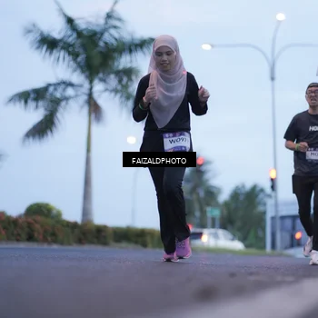 Runner Photo 7755618